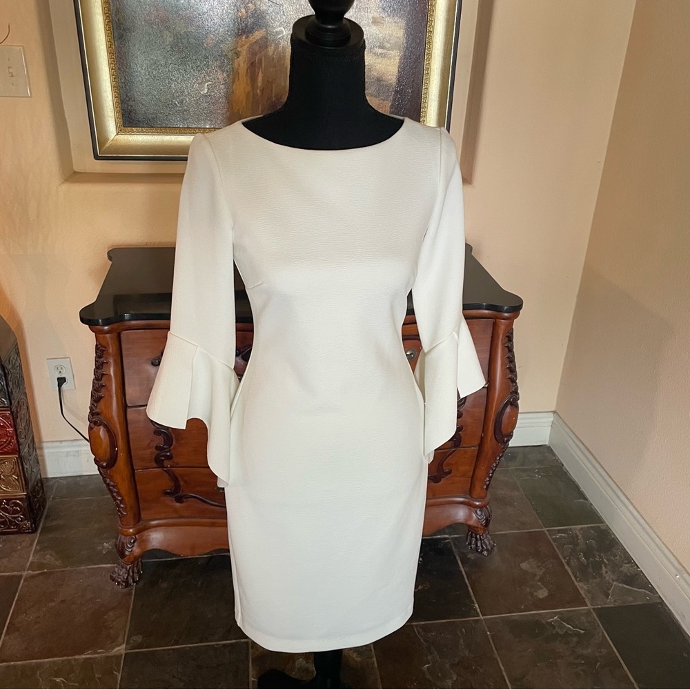 Vince Camuto White Long Sleeve Dress